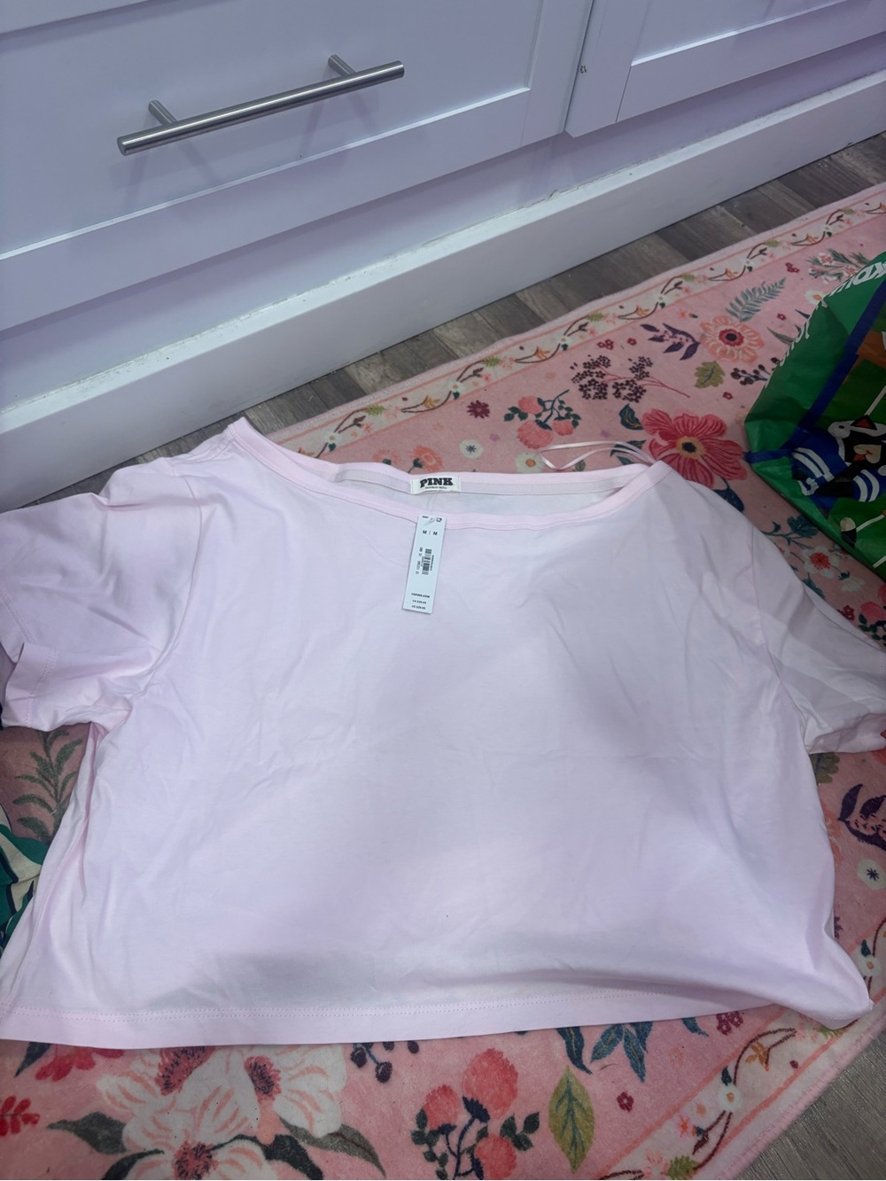 PINK Victoria's Secret Light Pink Short Sleeve Cropped Tee - Kids